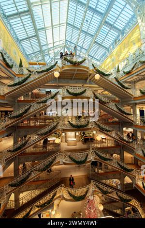 Frankreich, Paris, La Samaritaine Kaufhaus mit Weihnachtsdekoration Stockfoto