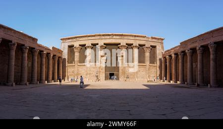 Ägypten, Edfu, Pharaonentempel in Oberägypten aus ptolemäischer und römischer Zeit, die von der UNESCO zum Weltkulturerbe erklärt wurden, Horus-Tempel Stockfoto