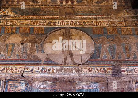 Ägypten, Esna, Pharaonentempel in Oberägypten aus ptolemäischer und römischer Zeit, die von der UNESCO zum Weltkulturerbe erklärt wurden, Khnum-Tempel Stockfoto