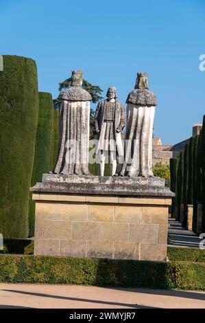 Gartenstatue oder Denkmal des spanischen Entdeckers der Neuen Welt, Christoph Kolumbus, der von Spaniens erstem König und Königin Ferdinand II. Empfangen wurde Stockfoto