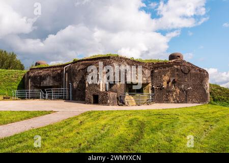 Kampfblock 1 der Ouvrage de La Ferté in Villy, Frankreich, Teil der Maginot-Linie, die Frankreich in den 30er Jahren entlang der belgischen Grenze gebaut hat Stockfoto