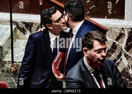 Paris, Frankreich. Februar 2024. Antonin Burat/Le Pictorium - Fragestunde an die Regierung vom 27. Februar 2024 in der französischen Nationalversammlung - 27. Februar 02/2024 - Frankreich/Paris - Minister für Europa und Auswärtige Angelegenheiten Stephane Sejourne, während der Fragestunde an die Regierung am 27. Februar 2024 in der französischen Nationalversammlung. Quelle: LE PICTORIUM/Alamy Live News Stockfoto