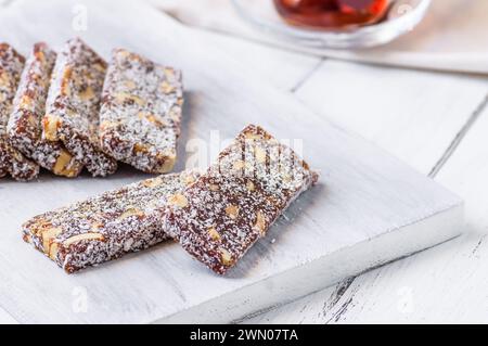 Cezerye-Dessert, traditionelles türkisches Karottendessert mit Kokosnüssen Stockfoto