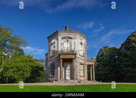 Der klassische Tempel der Winde aus dem 18. Jahrhundert im griechischen Revival in der Mount Stewart Demesne im County Down, Nordirland Stockfoto