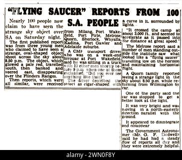 Zeitungsbericht Oktober 1952 australische UFOs. South Australia Massensichtung Stockfoto