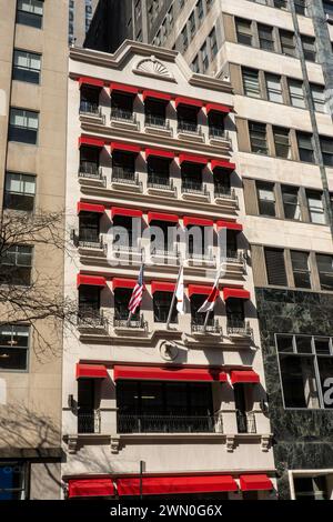 Minamoto Kitchoan ist ein traditionelles japanisches Süßwarengeschäft an der Fifth Avenue, 2024, New York City, USA Stockfoto