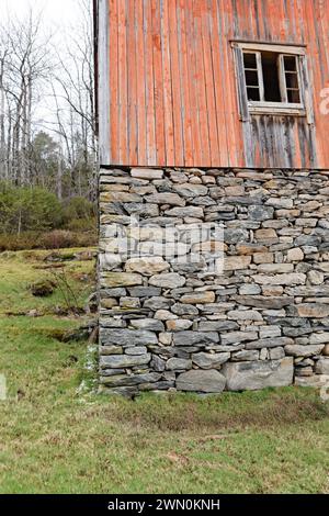 Alte, verfallene Farm, Hareid, Norwegen Stockfoto