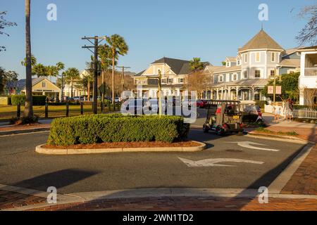 USA Florida FL die Dörfer Pensionierung Seniors pensioniert Lake Sumter Landing Stockfoto