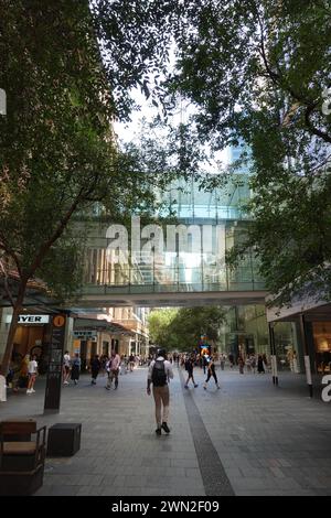 Das Westfield Sydney Shopping Centre befindet sich an der Market Street in Sydney, Australien, und ist ein belebtes Einzelhandelsziel, das für seine große Auswahl an Geschäften bekannt ist Stockfoto