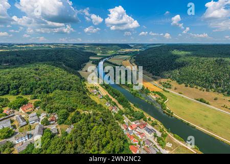 Ausblick auf den Naturpark Altmühltal bei Eggersberg nahe Riedenburg Idyllische Landschaft rund um Eggersberg hoch über dem Main-Don Riedenburg Eggers Stockfoto