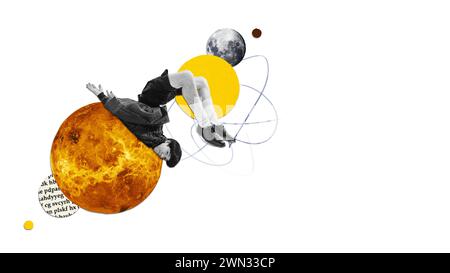 Poster. Zeitgenössische Kunstcollage. Junger Mann, der über dem Planeten schwebt, mit Textelementen und Monden. Gravitation. Stockfoto