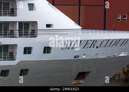 Silver Cloud Kreuzfahrtschiff in Nuuk, Grönland im Juli Stockfoto