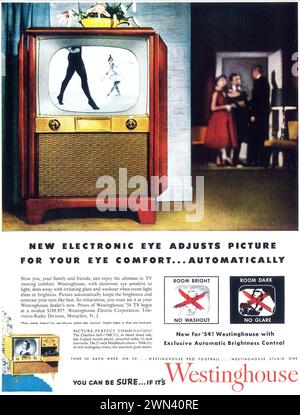 1950er Jahre Westinghouse '54 TV Printwerbung. „Westinghouse mit exklusiver automatischer Helligkeitsregelung“. Stockfoto