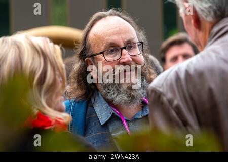 BILDER ABLEGEN. Februar 2024. Celebrity Chef Dave Myers ist leider im Alter von 66 Jahren gestorben. Der Koch gab bekannt, dass er 2022 wegen Krebs behandelt werde. Chelsea, London, Großbritannien. September 2021. Der berühmte Koch Dave Myers nimmt am RHS Chelsea Flower Show Press Day Teil. Quelle: Maureen McLean/Alamy Live News Stockfoto