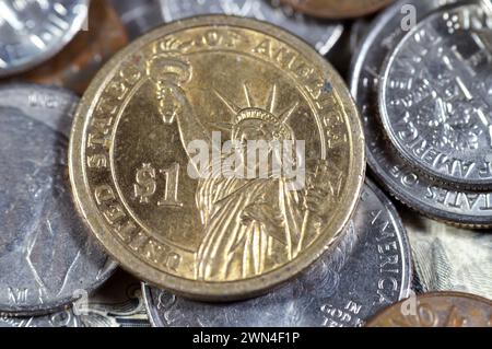 Die Freiheitsstatue auf der Rückseite einer US-amerikanischen Gedenkmünze mit Martin Van Buren 8. Präsident der Vereinigten Staaten Stockfoto