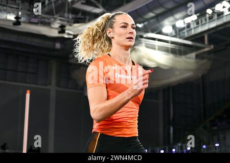 Glasgow, Großbritannien. Februar 2024. GLASGOW, VEREINIGTES KÖNIGREICH - 29. FEBRUAR: Lieke Klaver aus den Niederlanden bei Vorschauen vor der Leichtathletik-Hallenweltmeisterschaft Glasgow 2024 in der Emirates Arena am 29. Februar 2024 in Glasgow. (Foto von Andy Astfalck/BSR Agency) Credit: BSR Agency/Alamy Live News Stockfoto