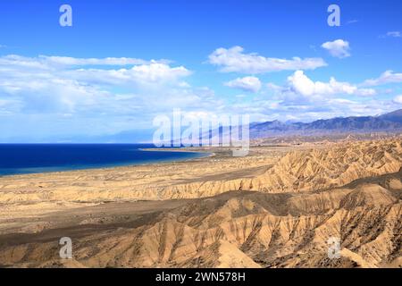 Bergsee, Issyk-Kul in Kirgisistan bei Ak Say Stockfoto