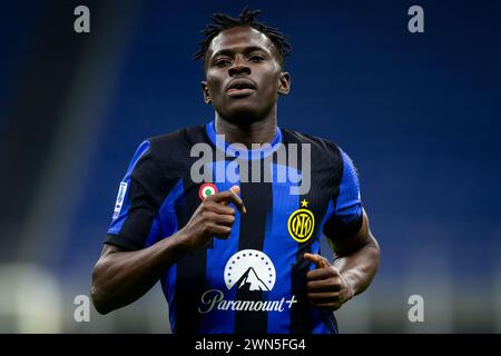 Mailand, Italien. 28. Februar 2024. Ebenezer Akinsanmiro vom FC Internazionale in Aktion am Ende des Fußballspiels der Serie A zwischen dem FC Internazionale und Atalanta BC. Quelle: Nicolò Campo/Alamy Live News Stockfoto