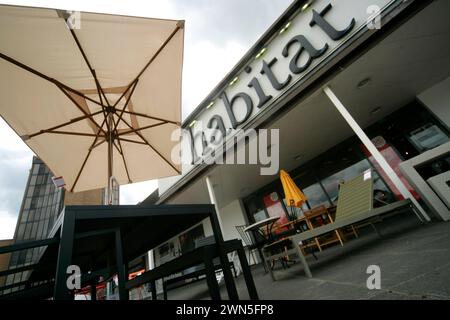 24/06/11 Habitat Store in Oxford heute... Argos Besitzer, Home Retail Group kauft die Marke Habitat und drei Flagship Stores, während die Kette in die Verwaltung geht Stockfoto