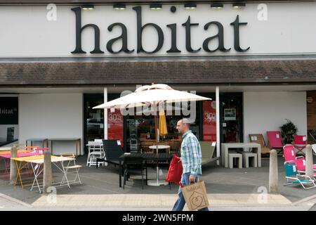 24/06/11 Habitat Store in Oxford heute... Argos Besitzer, Home Retail Group kauft die Marke Habitat und drei Flagship Stores, während die Kette in die Verwaltung geht Stockfoto