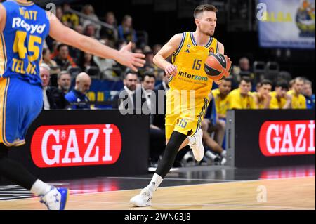 Berlin, Deutschland. Februar 2024. 29. Februar 2024: Martin Hermannsson (15) von ALBA Berlin während des Spiels EuroLeague – ALBA Berlin gegen Maccabi Playtika Tel Aviv – Mercedes Benz Arena. Berlin, Deutschland. (Ryan Sleiman /SPP) Credit: SPP Sport Press Photo. /Alamy Live News Stockfoto