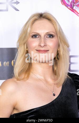 Beverly Hills, USA. Februar 2024. Schauspielerin Kristel Elling besucht Max Events präsentiert „Eugenia Kuzminas Models of Comedy“ in SIXTY Beverly Hills, Los Angeles, CA, 28. Februar 2024 Credit: Eugene Powers/Alamy Live News Stockfoto