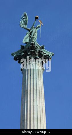 Budapest, Ungarn - 08. Februar 2013 - Detail des Heldendenkmals in Budapest, Ungarn Stockfoto