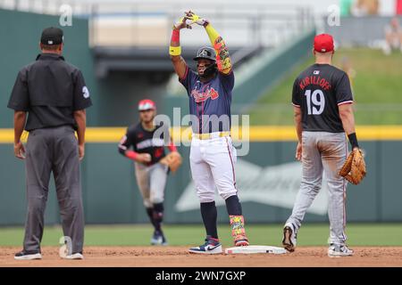 North Port FL USA; Ronald Acuna (13) verdoppelte sich während eines MLB-Frühjahrstrainings im CoolToday Park. Die Braves schlugen die T Stockfoto