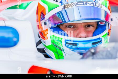 MANAMA, BAHRAIN, BAHRAIN International Circuit, 29.Februar 2024: Kimi Antonelli aus Italien und Prema Racing während des Formel-1-Grand Prix von Bahrain Stockfoto