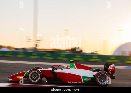 MANAMA, BAHRAIN, BAHRAIN International Circuit, 29.Februar 2024: Kimi Antonelli aus Italien und Prema Racing während des Formel-1-Grand Prix von Bahrain Stockfoto