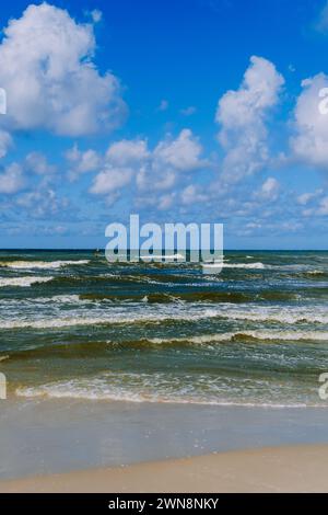 Sanddünen-Strand mit Meerblick, Leba, Ostsee, Polen Stockfoto