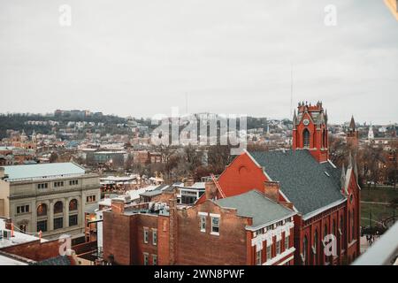 Blick auf Cincinnati Ohio Stadt/Hügel Arieal Stockfoto