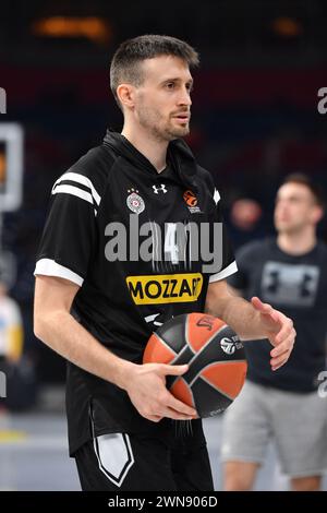 Belgrad, Serbien, 29. Februar 2023. Aleksa Avramovic von Partizan Mozzart Bet Belgrad reagiert auf das Spiel der Turkish Airlines EuroLeague 2023/2024 in der 27. Runde zwischen Partizan Mozzart Bet Belgrad und Anadolu Efes Istanbul in der stark Arena in Belgrad. Februar 2023. Quelle: Nikola Krstic/Alamy Stockfoto