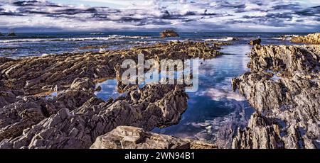 Strand von El Portizuelo, geschützte Landschaft der abendländischen Küste von Asturien, Kantabrisches Meer, Luarca, Principado de Asturias, Spanien, Europa Stockfoto