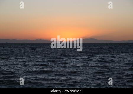 Sonnenuntergang über der Ägäis Vouliagmeni Athen Griechenland Stockfoto