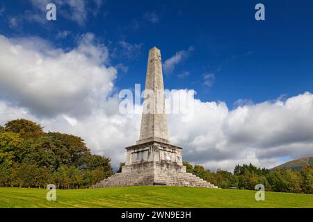 Der Ross Monument Granitobelisk in Rostrevor, County Down, Nordirland. Stockfoto