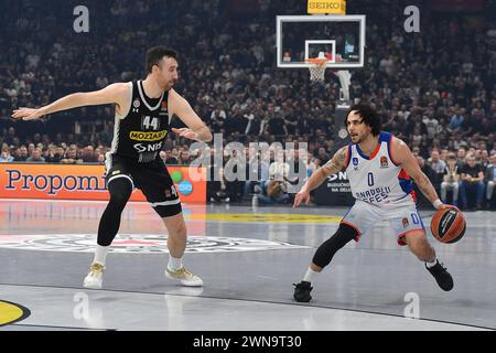 Belgrad, Serbien, 29. Februar 2023. Shane Larkin von Anadolu Efes Istanbul in Aktion während des Spiels der Turkish Airlines EuroLeague 2023/2024, Runde 27 zwischen Partizan Mozzart und Anadolu Efes Istanbul in der stark Arena in Belgrad, Serbien. Februar 2023. Quelle: Nikola Krstic/Alamy Stockfoto