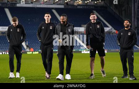 Josh Eccles, Bobby Thomas, Kasey Palmer, Liam Kitching und Jay Dasilva in Coventry City vor dem Sky Bet Championship Match in der Coventry Building Society Arena, Coventry. Bilddatum: Freitag, 1. März 2024. Stockfoto