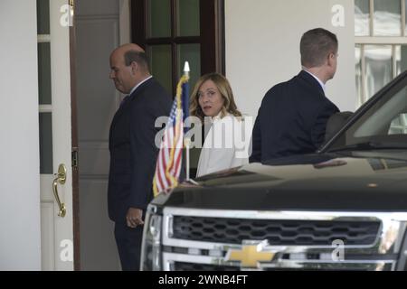 Washington, USA. März 2024. Italienische Premierministerin Giorgia Meloni trifft heute am 01. März 2024 im Weißen Haus in Washington DC ein, um ein Treffen mit US-Präsident Joe Biden abzuhalten. (Foto: Lenin Nolly/SIPA USA) Credit: SIPA USA/Alamy Live News Stockfoto