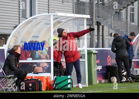 Bristol, England. 28. Oktober 2018. Joe Montemurro Manager von Arsenal während des FA Women's Super League Spiels zwischen Bristol City und Arsenal im Stoke Gifford Stadium in Bristol, England, Großbritannien am 28. Oktober 2018. Quelle: Duncan Thomas/Majestic Media. Stockfoto