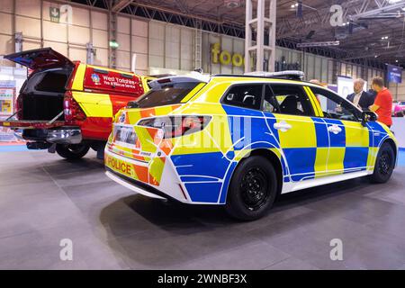 22/09/22 Toyota Corolla, RAV4 und Hilux in Polizei-, Ambulanz- und Feuerwehrlackierung auf dem Toyota Stand bei der Emergency Services Show, NEC, Birming Stockfoto