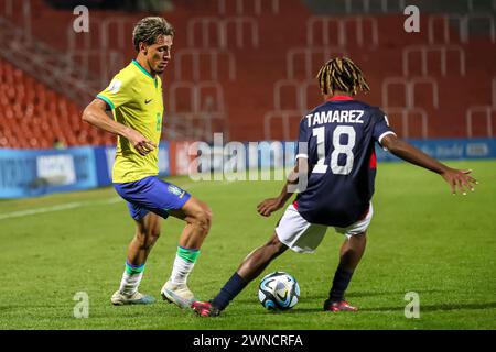 MENDOZA, ARGENTINIEN - 24. MAI: Marlon Gomes aus Brasilien und Alfeni Tamarez aus der Dominikanischen Republik während der FIFA U20-Weltmeisterschaft Argentinien 2023 Spiel zwischen BE Stockfoto