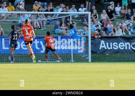 Brisbane, Australien. März 2024. Brisbane, Australien, 2. März 2024: Jordan Silkowitz (29 Brisbane) spart während des Liberty A League-Spiels zwischen Brisbane Roar und Melbourne City FC im Perry Park (Promediapix/SPP) Credit: SPP Sport Press Photo. /Alamy Live News Stockfoto