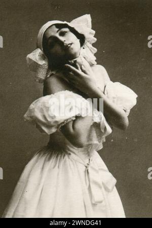 Vera Petrowna Fokina (russisch Вера Петровна Фокина), (* 3. August 1886 in 1958 New York, Vera Petrowna Antonova) war eine russische Balletttänzerin. Alte Vintage-Postkarte des Russischen Reiches, 1910er Jahre Details. Stockfoto