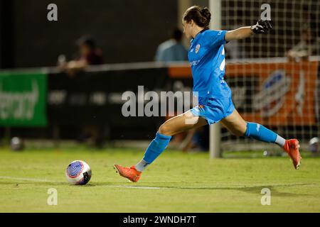 Brisbane, Australien. März 2024. Brisbane, Australien, 2. März 2024: Jordan Silkowitz (29 Brisbane) in Aktion während des Liberty A League Spiels zwischen Brisbane Roar und Melbourne City FC im Perry Park (Promediapix/SPP) Credit: SPP Sport Press Photo. /Alamy Live News Stockfoto