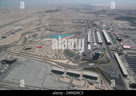 Sakhir, Bahrain. März 2024. Eine Luftaufnahme des Stromkreises. 01.03.2024. Formel-1-Weltmeisterschaft, Rd 1, Grand Prix Von Bahrain, Sakhir, Bahrain, Qualifizierender Tag. Das Foto sollte lauten: XPB/Alamy Live News. Stockfoto