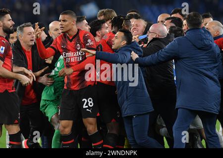 Rom, Latium. März 2024. Die letzte Schlägerei während des Spiels der Serie A zwischen Lazio und Mailand im Olympiastadion, Italien, am 1. März 2024. AllShotLive Credit: SIPA USA/Alamy Live News Stockfoto