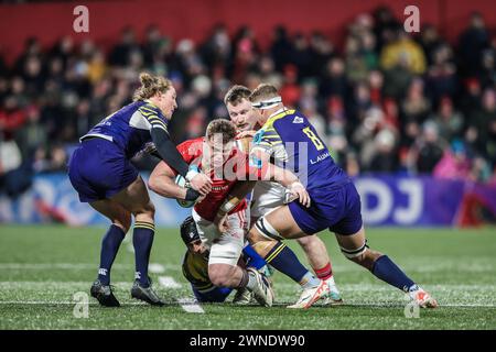 März 2024, Virgin Media Park, Cork, Irland - Alex Kendellen von Munster Rugby während der BKT United Rugby Championship: Munster 45 - Zebre Parma Stockfoto