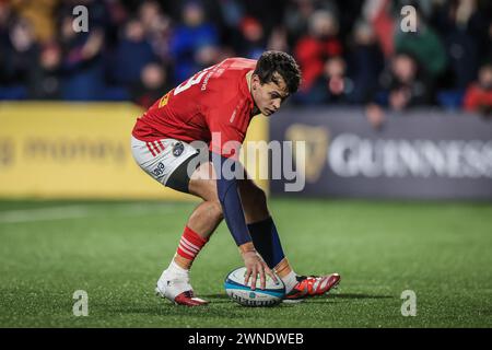 März 2024, Virgin Media Park, Cork, Irland - Antoine frisch von Munster Rugby bei der BKT United Rugby Championship: Munster 45 - Zebre Parma 29 Stockfoto
