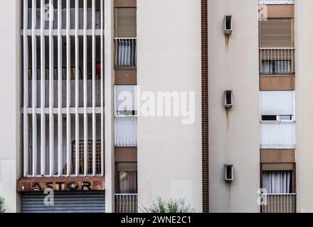 Brutalistische Apartmentblöcke von Dinko Kovačić, Architekt, 1972, Ulica Šime Ljubića, Split 3, Split, Kroatien Stockfoto